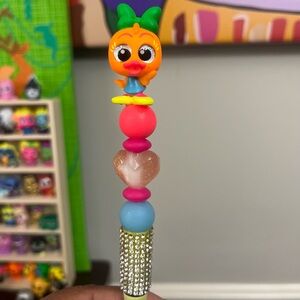 Colorful Character Pen Disney Doorables Daisy Duck Neon